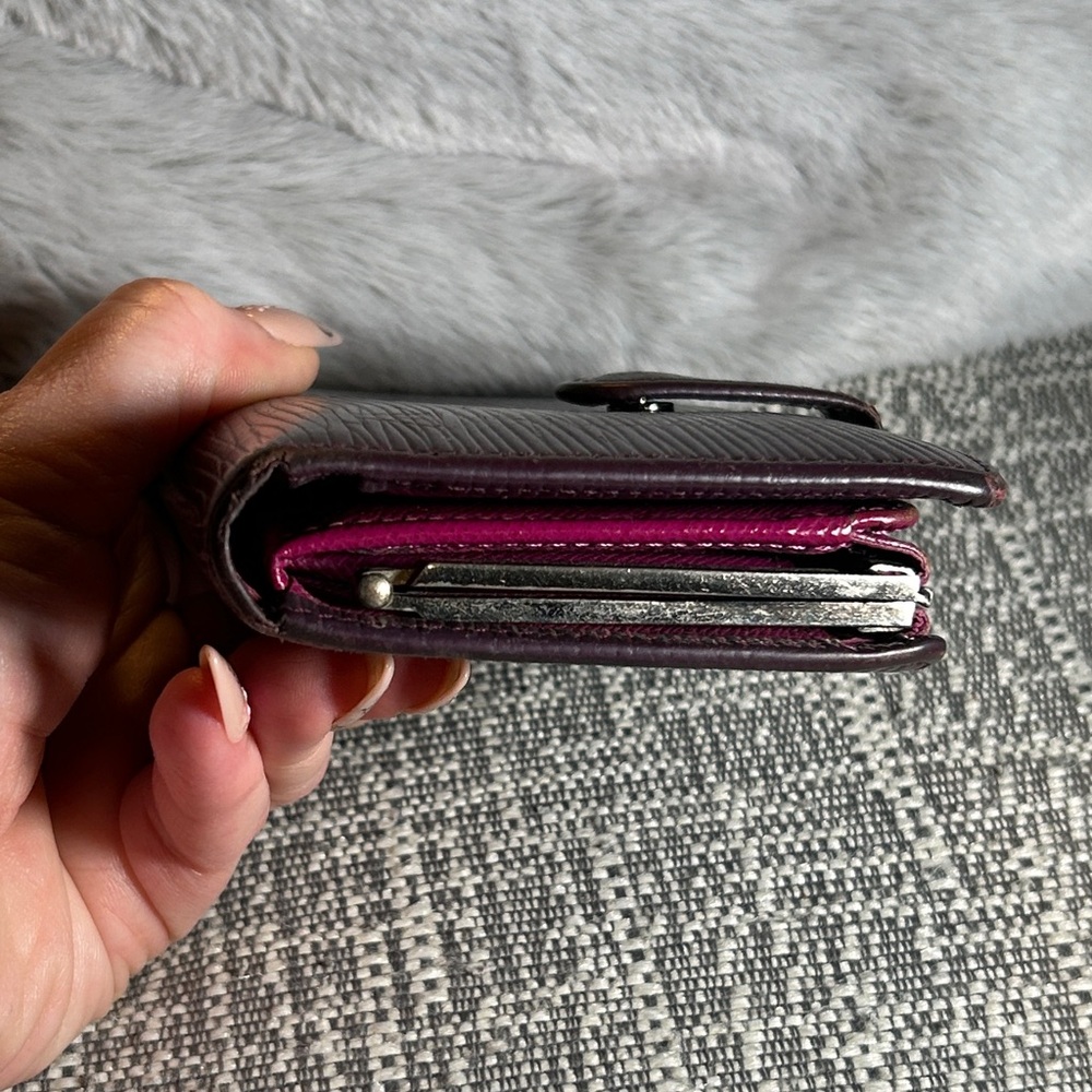 364. Louis Vuitton Portefeuille Viennois wallet in purple Epi - Picture 6 of 15